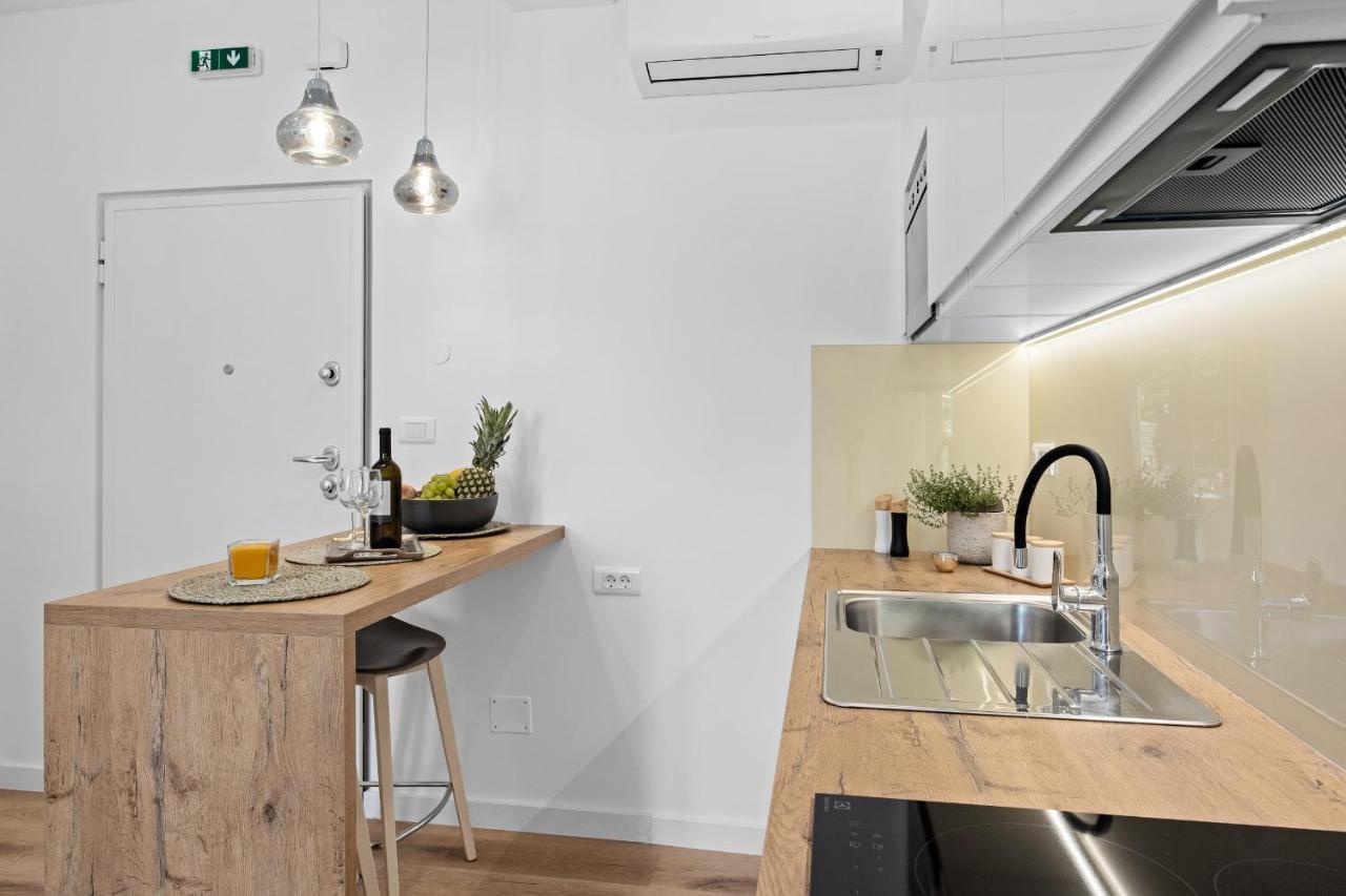 Giardini M Studio Apartments Пула Экстерьер фото