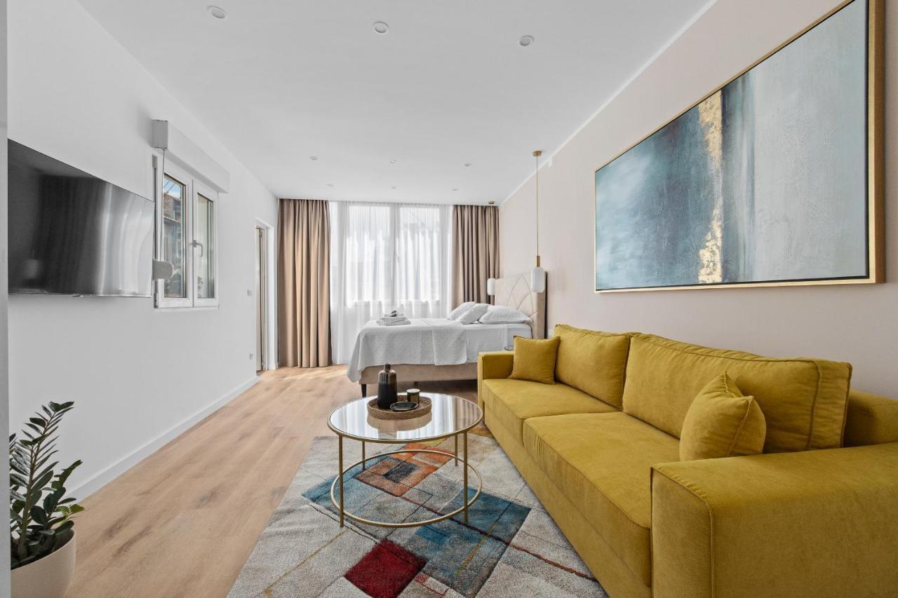 Giardini M Studio Apartments Пула Экстерьер фото